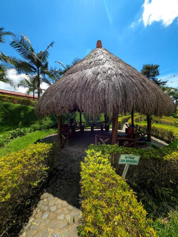 Hosteria El Paraiso Hotel Jardin Exterior photo