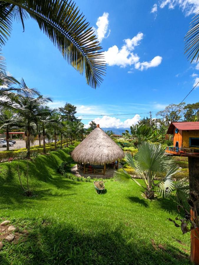 Hosteria El Paraiso Hotel Jardin Exterior photo