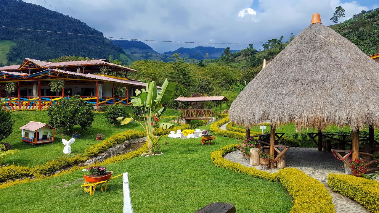 Hosteria El Paraiso Hotel Jardin Exterior photo