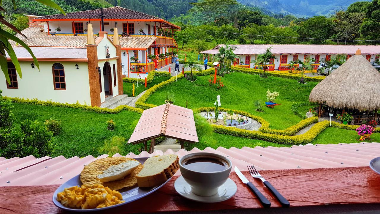 Hosteria El Paraiso Hotel Jardin Exterior photo